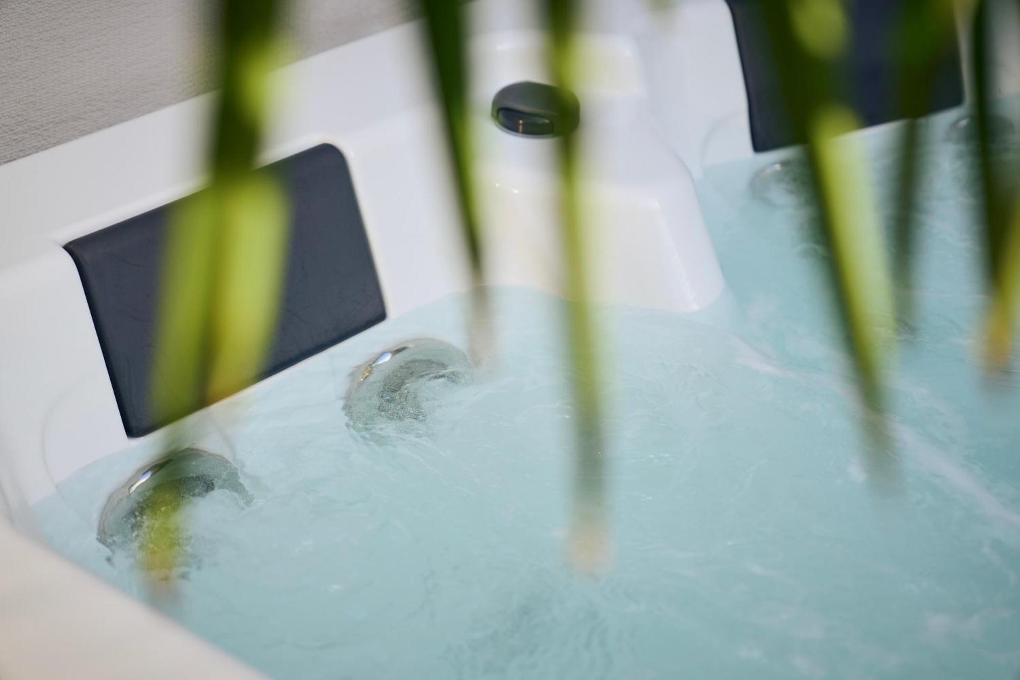 Suite Atypique - Jacuzzi Privatif En Centre Ville De Коньяк Экстерьер фото